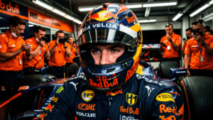 Max Verstappen in Red Bull Racing garage tijdens Spa weekend 2026, vooruitblik naar nieuwe regels